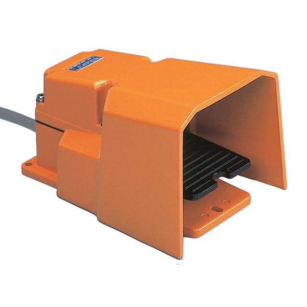 Ano ang mga pakinabang ng paggamit ng isang switch ng pedal